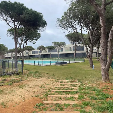 Villa Exclusivo En Urbanizacion Roche