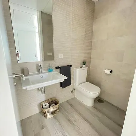 Exclusivo En Urbanizacion Roche Villa *