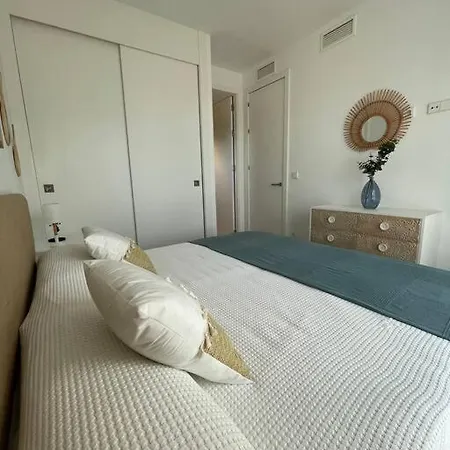 Exclusivo En Urbanizacion Roche Villa