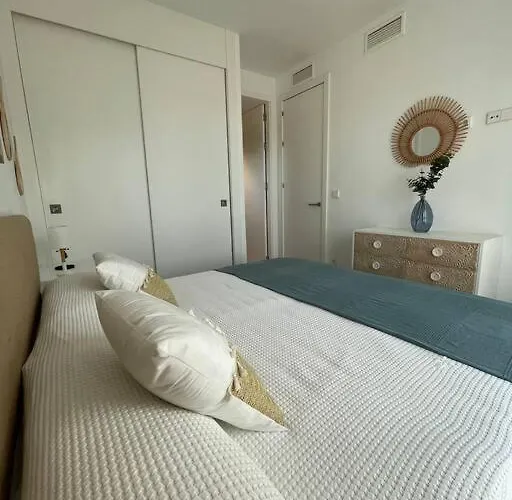 Exclusivo En Urbanizacion Roche Villa