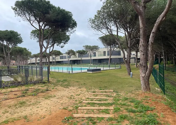 Villa Exclusivo En Urbanizacion Roche